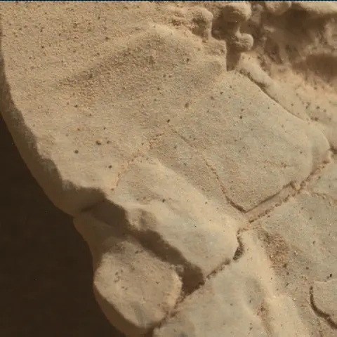 Sol 2666: Mars Hand Lens Imager (MAHLI)