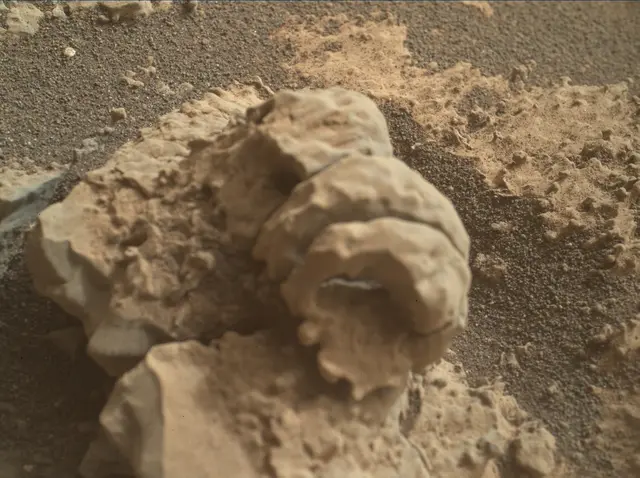 Sol 2666: Mars Hand Lens Imager (MAHLI)