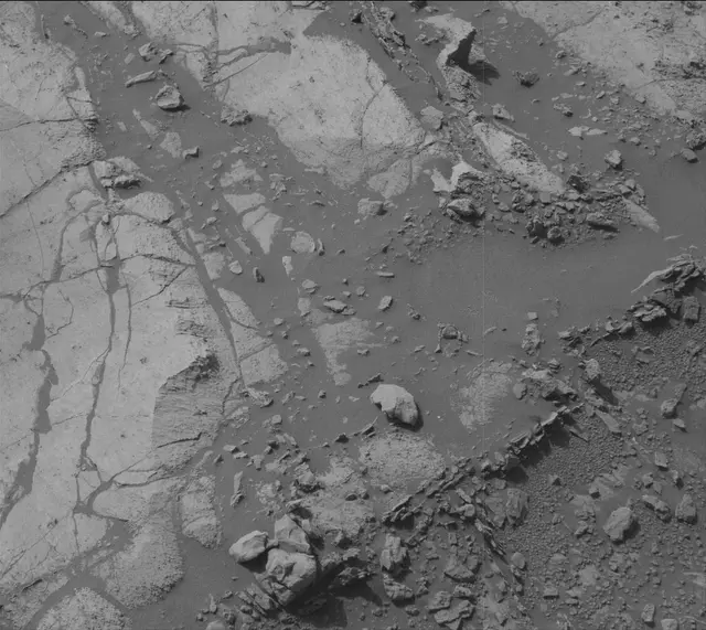 Sol 2669: Mast Camera (Mastcam)