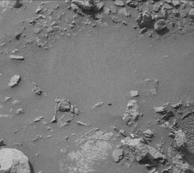 Sol 2669: Mast Camera (Mastcam)