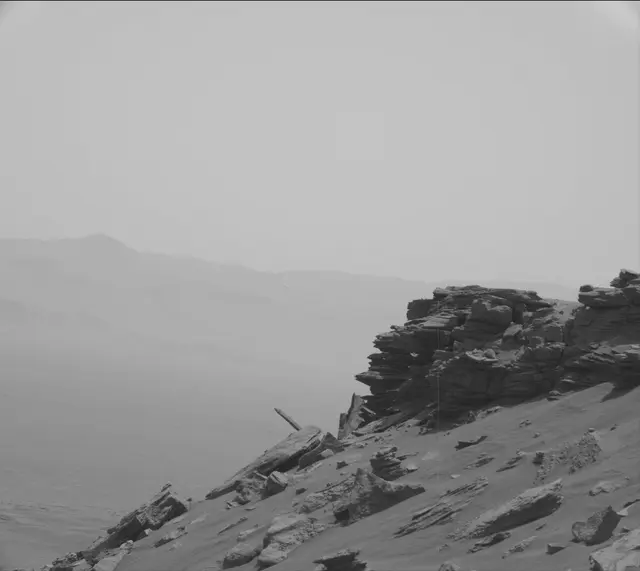 Sol 2670: Mast Camera (Mastcam)