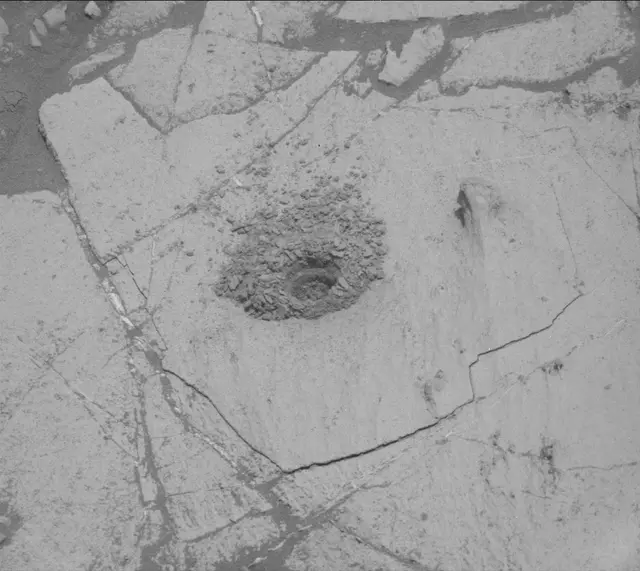 Sol 2670: Mast Camera (Mastcam)