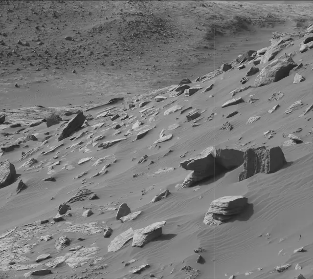 Sol 2671: Mast Camera (Mastcam)