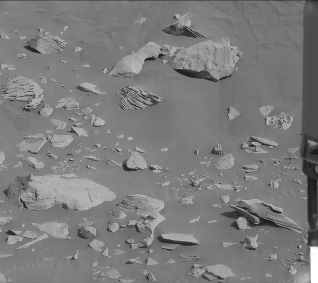 Sol 2671: Mast Camera (Mastcam)
