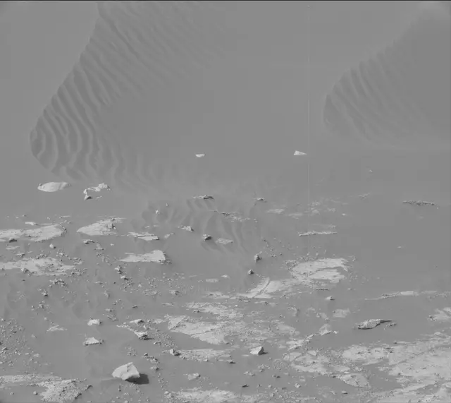 Sol 2671: Mast Camera (Mastcam)