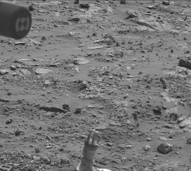 Sol 2671: Mast Camera (Mastcam)
