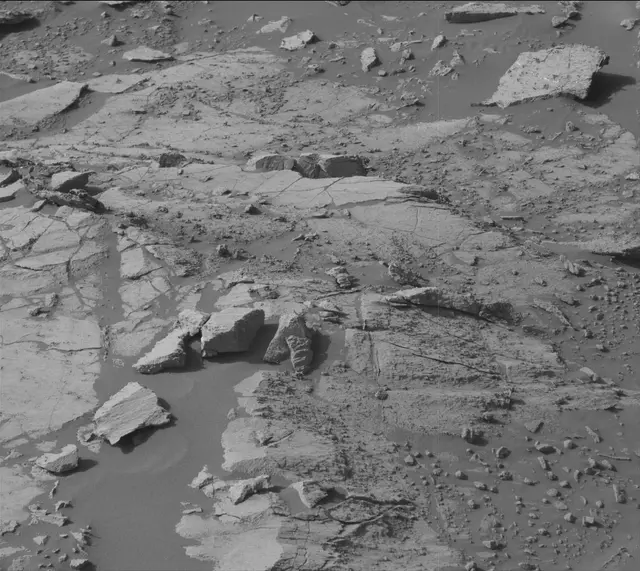Sol 2671: Mast Camera (Mastcam)