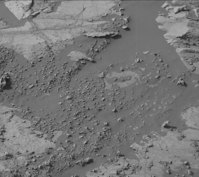Sol 2671: Mast Camera (Mastcam)