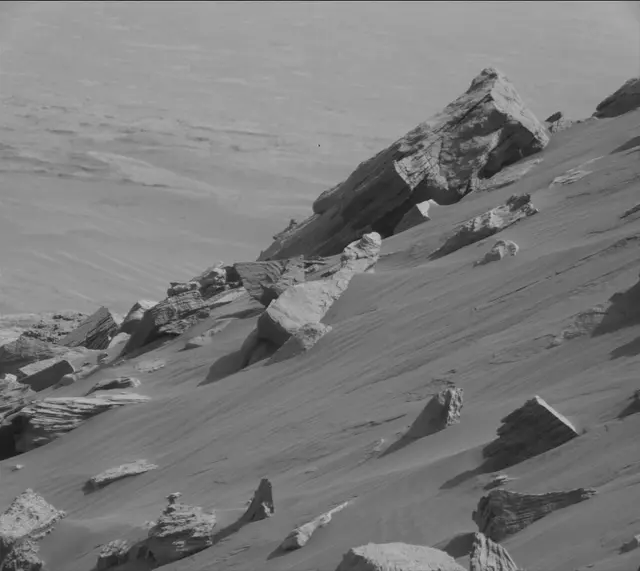 Sol 2671: Mast Camera (Mastcam)