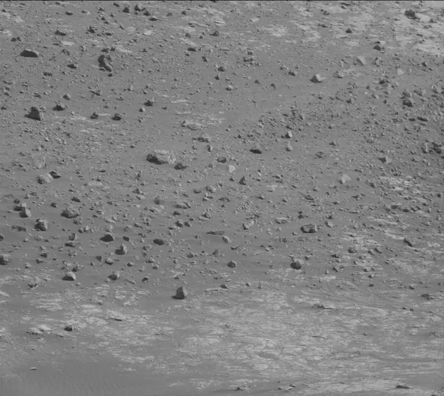 Sol 2671: Mast Camera (Mastcam)
