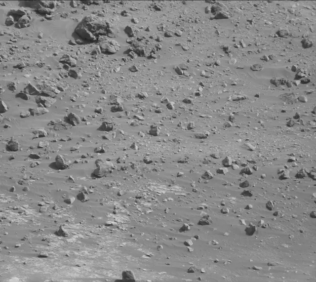 Sol 2671: Mast Camera (Mastcam)