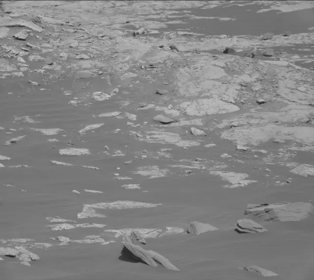 Sol 2671: Mast Camera (Mastcam)