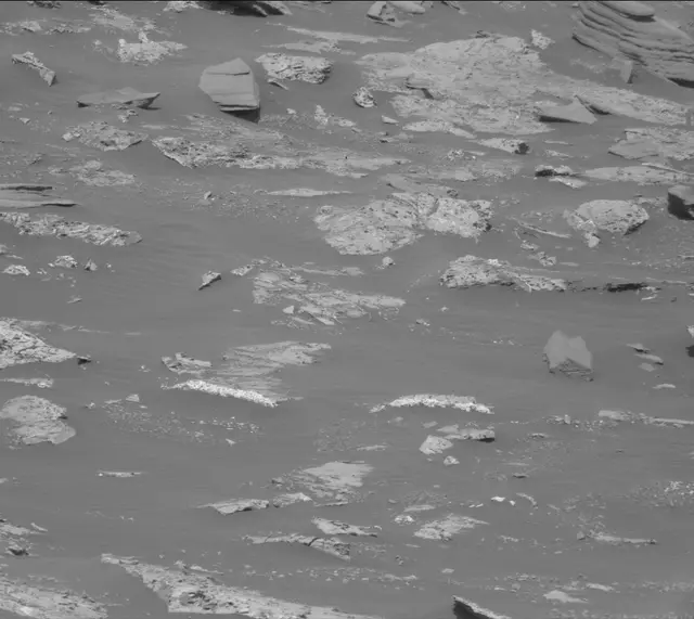 Sol 2671: Mast Camera (Mastcam)