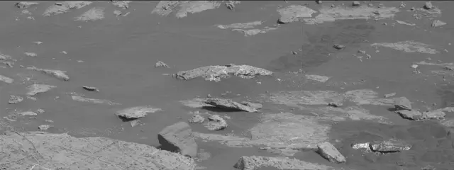Sol 2679: Mast Camera (Mastcam)