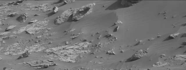 Sol 2679: Mast Camera (Mastcam)