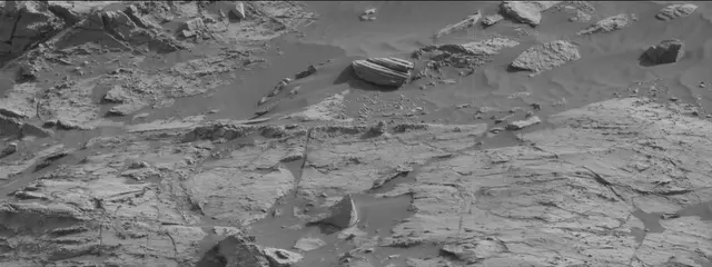 Sol 2679: Mast Camera (Mastcam)