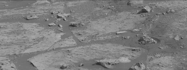 Sol 2679: Mast Camera (Mastcam)