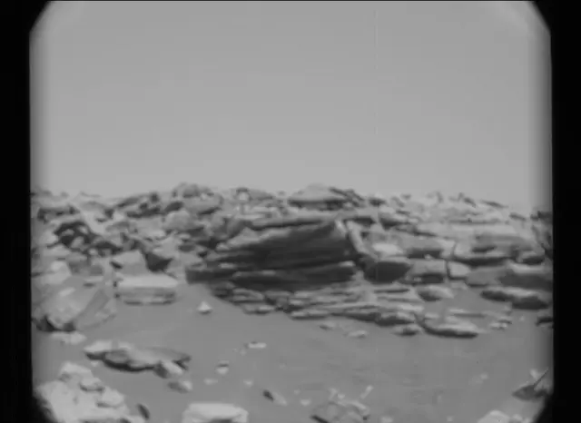 Sol 2679: Mast Camera (Mastcam)