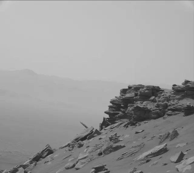 Sol 2679: Mast Camera (Mastcam)