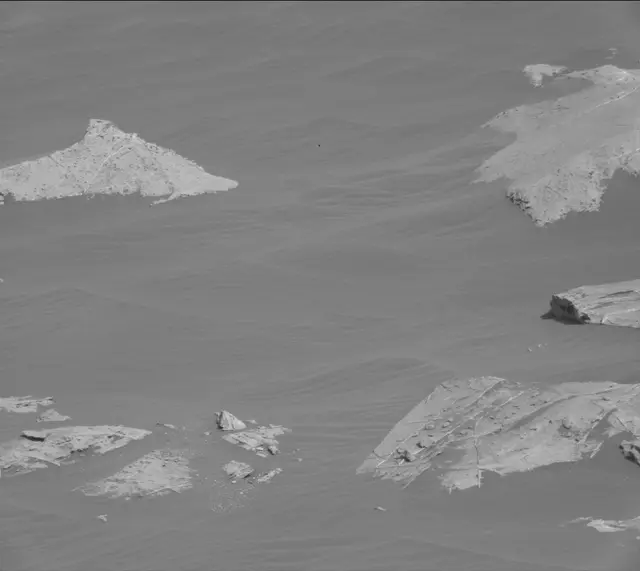 Sol 2679: Mast Camera (Mastcam)