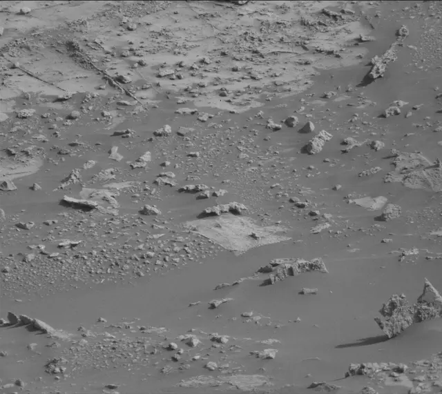 Sol 2679: Mast Camera (Mastcam)