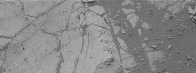 Sol 2680: Mast Camera (Mastcam)