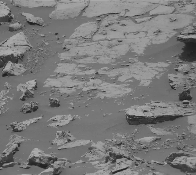 Sol 2680: Mast Camera (Mastcam)