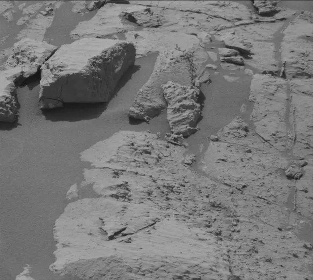Sol 2680: Mast Camera (Mastcam)