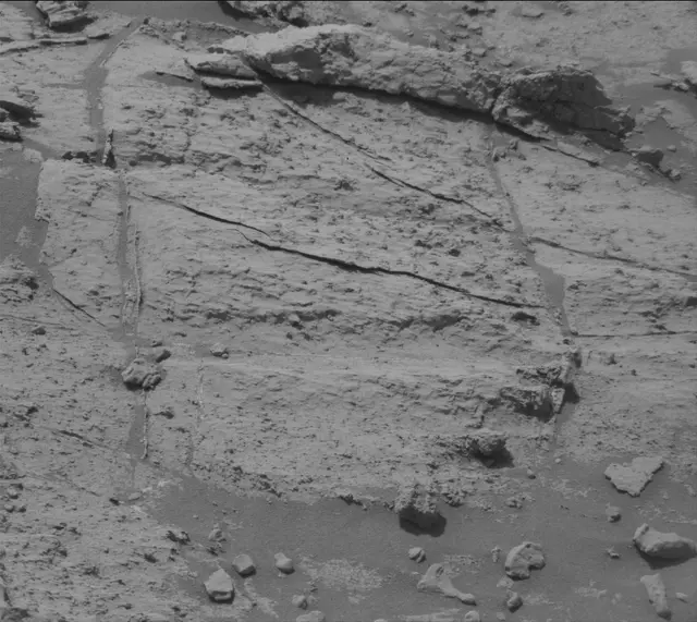 Sol 2680: Mast Camera (Mastcam)