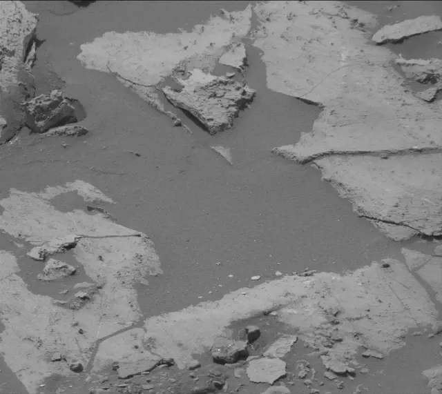 Sol 2680: Mast Camera (Mastcam)