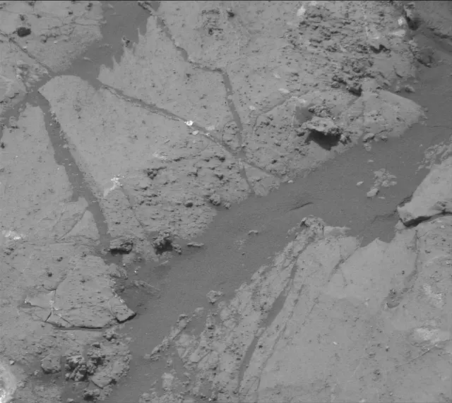 Sol 2680: Mast Camera (Mastcam)