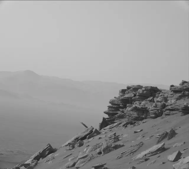 Sol 2681: Mast Camera (Mastcam)