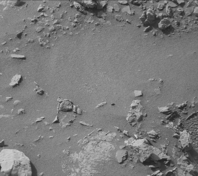 Sol 2683: Mast Camera (Mastcam)