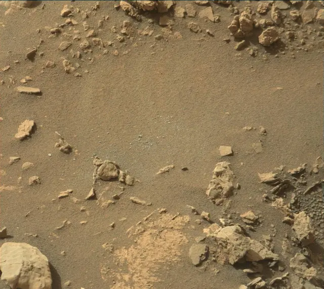 Sol 2683: Mast Camera (Mastcam)