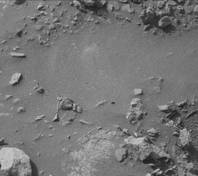 Sol 2683: Mast Camera (Mastcam)