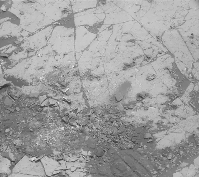 Sol 2686: Mast Camera (Mastcam)