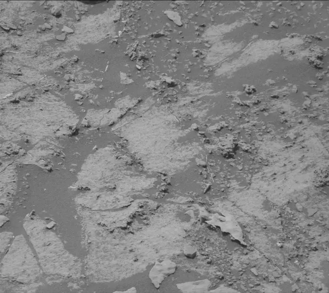 Sol 2686: Mast Camera (Mastcam)