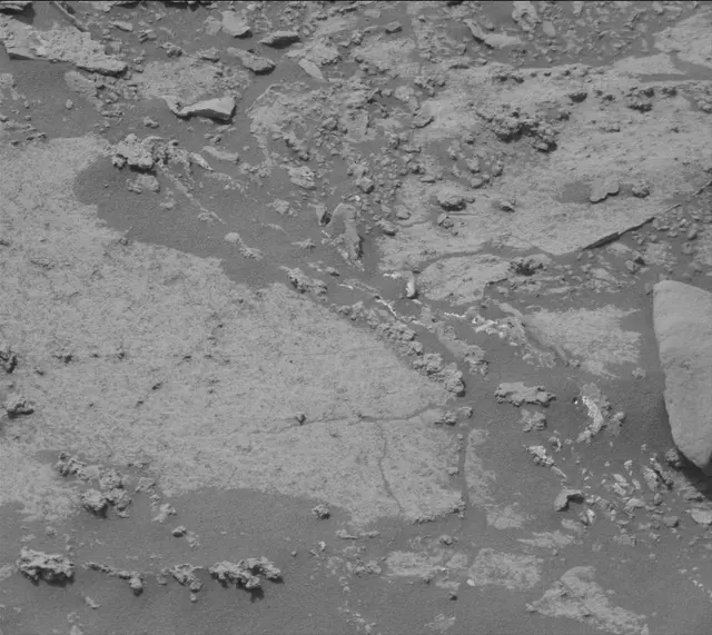 Sol 2686: Mast Camera (Mastcam)