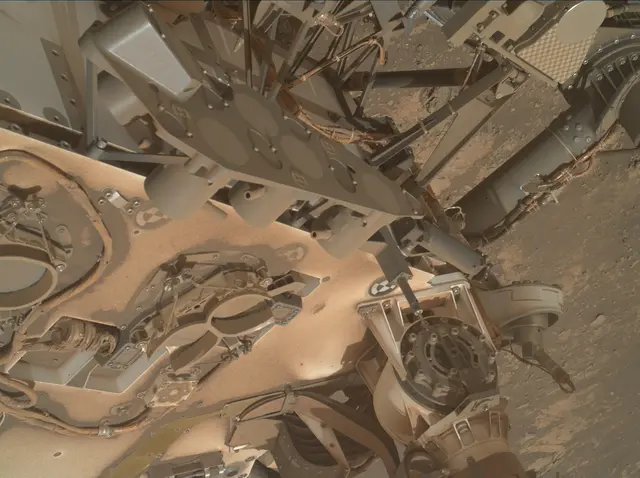 Sol 2687: Mars Hand Lens Imager (MAHLI)