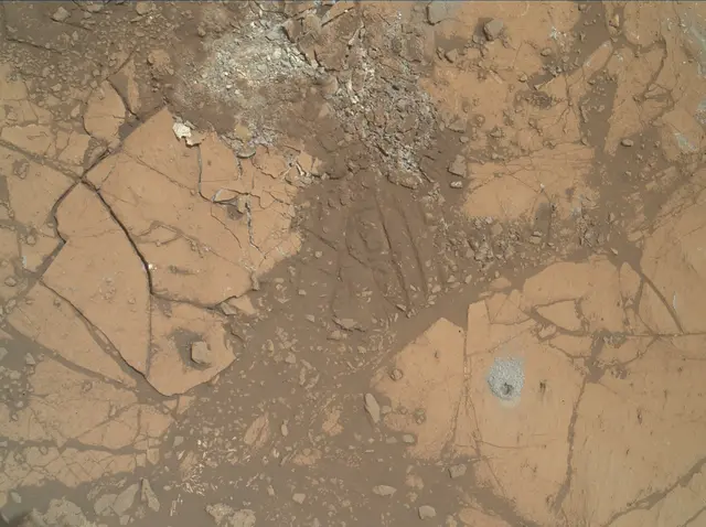Sol 2687: Mars Hand Lens Imager (MAHLI)