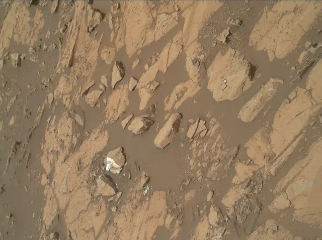 Sol 2687: Mars Hand Lens Imager (MAHLI)