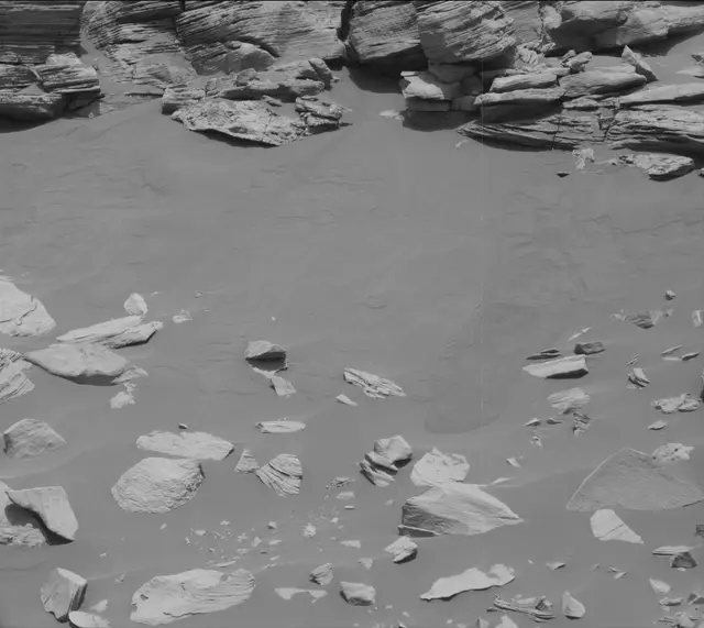 Sol 2688: Mast Camera (Mastcam)
