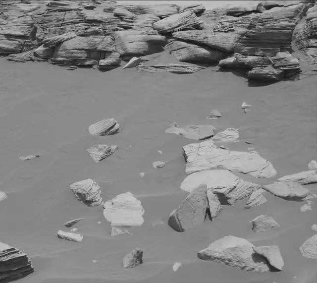 Sol 2688: Mast Camera (Mastcam)