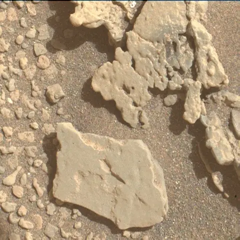 Sol 2690: Mars Hand Lens Imager (MAHLI)