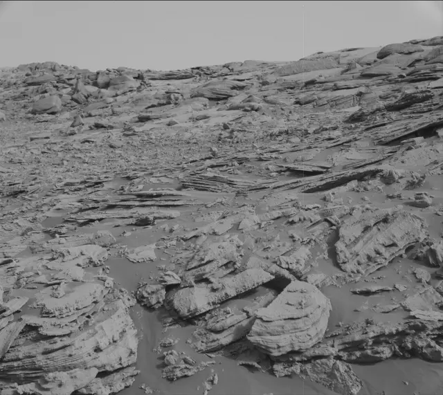 Sol 2691: Mast Camera (Mastcam)