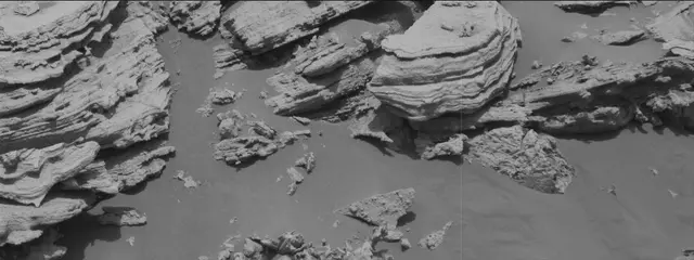 Sol 2692: Mast Camera (Mastcam)