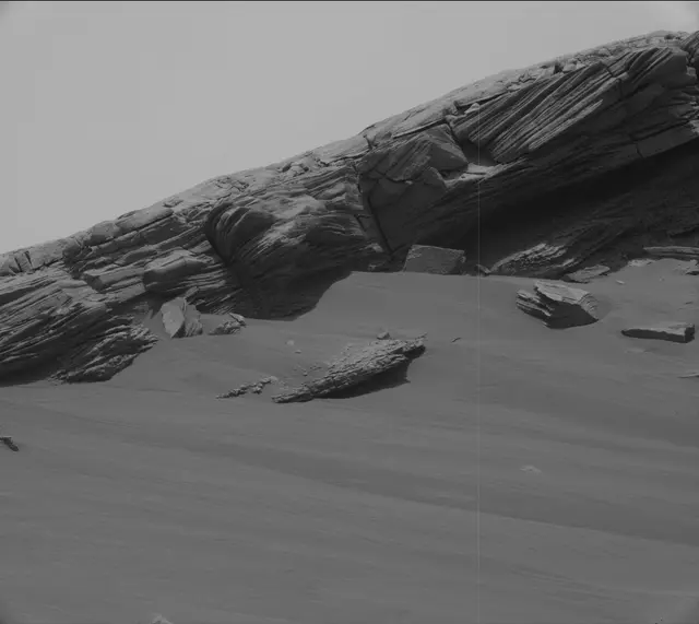 Sol 2692: Mast Camera (Mastcam)