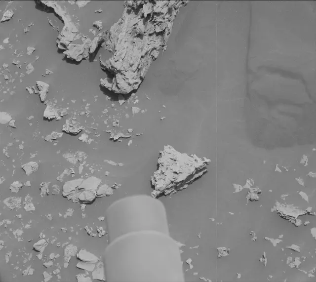 Sol 2692: Mast Camera (Mastcam)