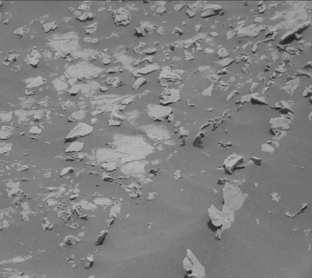 Sol 2692: Mast Camera (Mastcam)