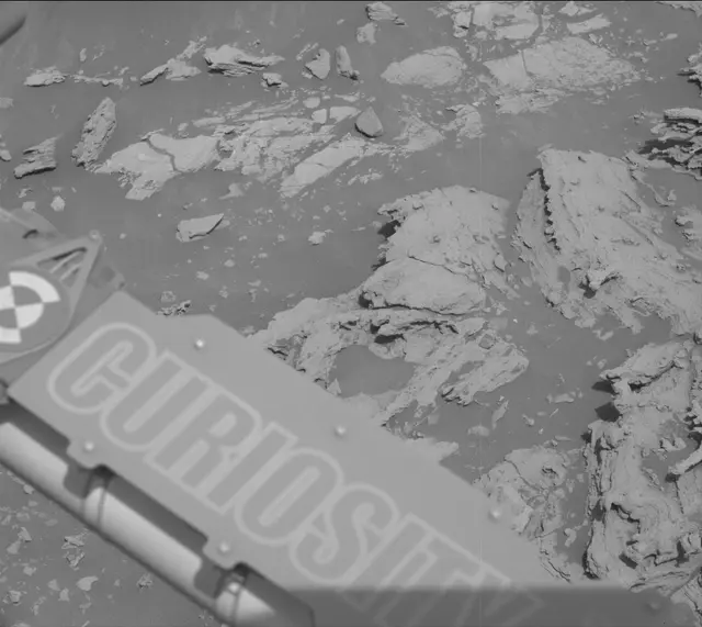 Sol 2693: Mast Camera (Mastcam)